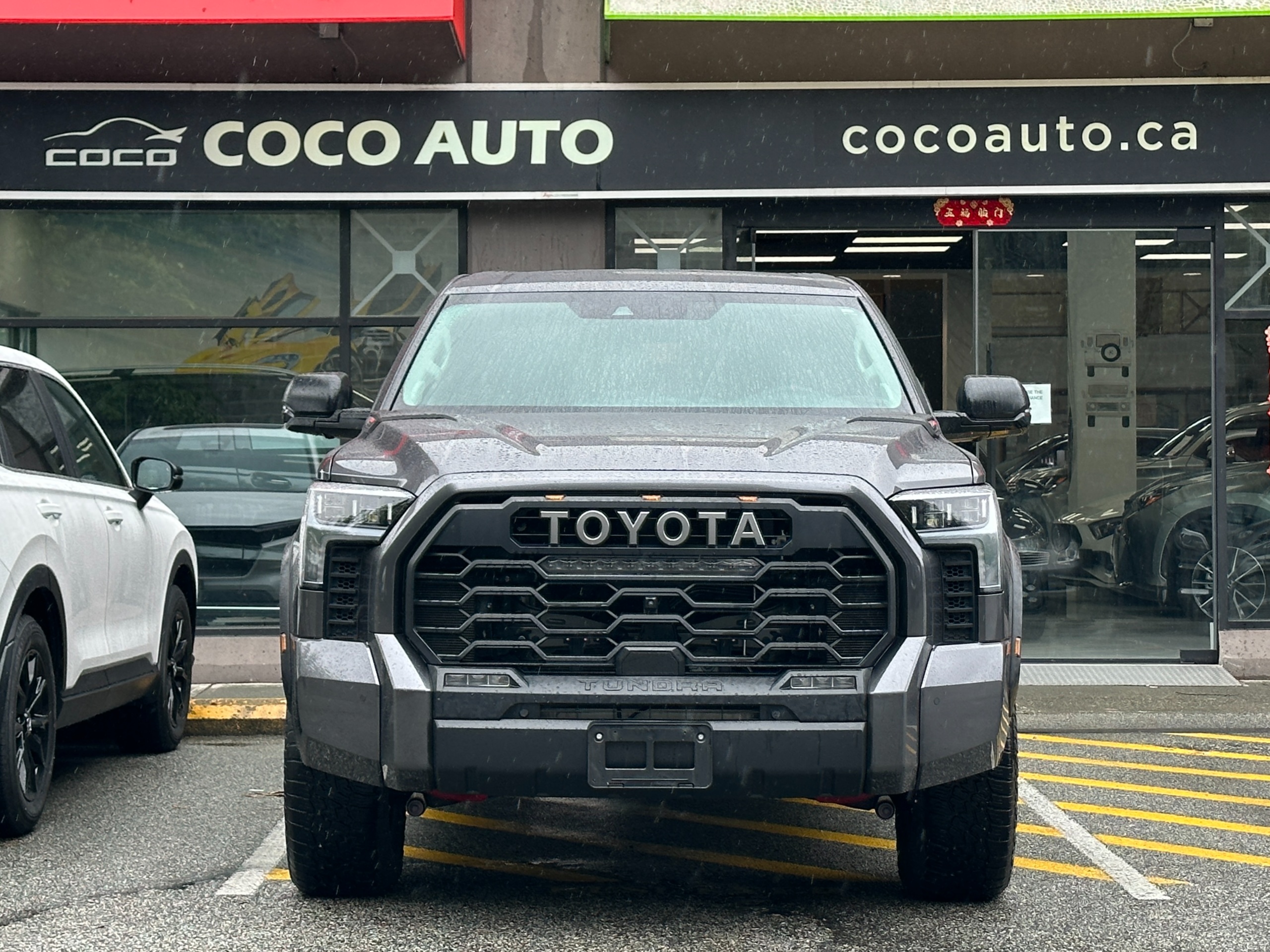 2023 Toyota Tundra - Image 3
